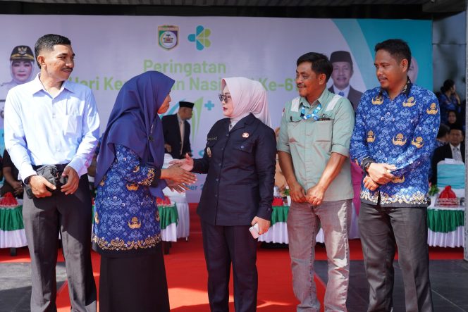 
 PT Vale IGP Morowali menyerahkan bantuan sarana kesehatan kepada 13 desa pemberdayaan dan dua puskesmas.