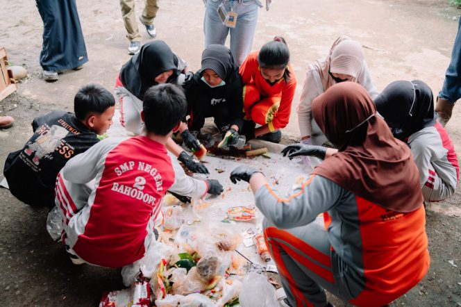 
 Peringati HPSN 2026, PT Vale Edukasi Siswa di Morowali Kelola Sampah Secara Bijak