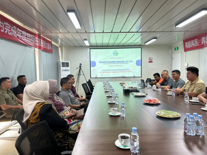 
 Kasdam XIV/Hasanuddin saat berkunjung ke kawasan IPIP.