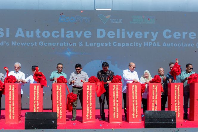 
 Proyek HPAL Sambalagi Capai Tonggak Penting dengan Kedatangan Autoclave, Perkuat Masa Depan Hilirisasi Berkelanjutan